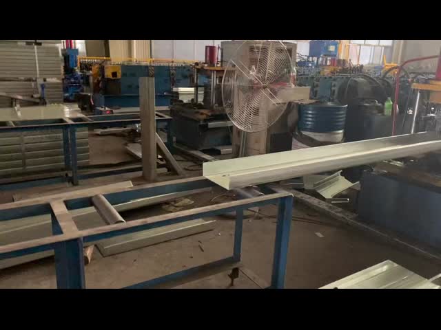 Lightweight Easy To Handle C Section Steel Roll-Formed From Galvanized Steel Strip With Carbon Steel Supports